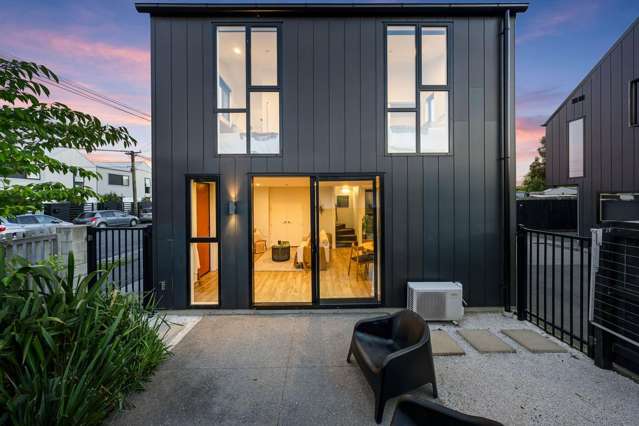 1/42 Dickens Street Addington_1