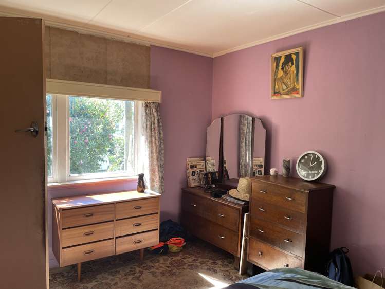 8 Baird Street Long Beach_13