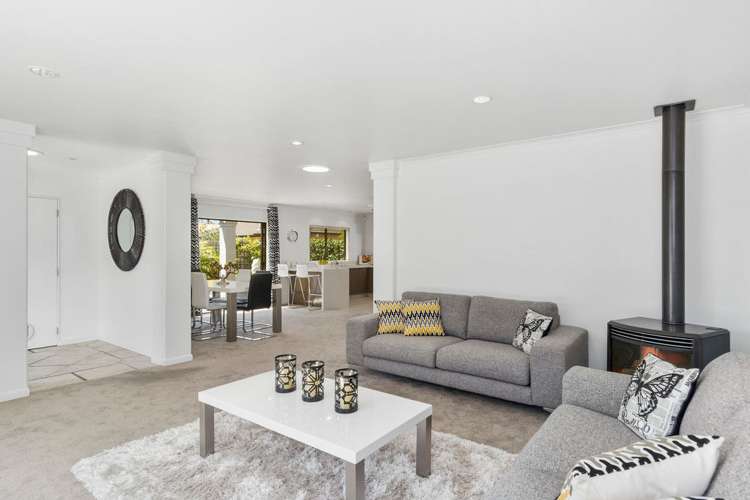 21 Mauritius Key Papamoa_7