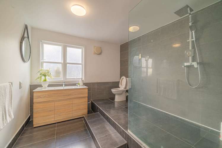 57 Landscape Road Mt Eden_17