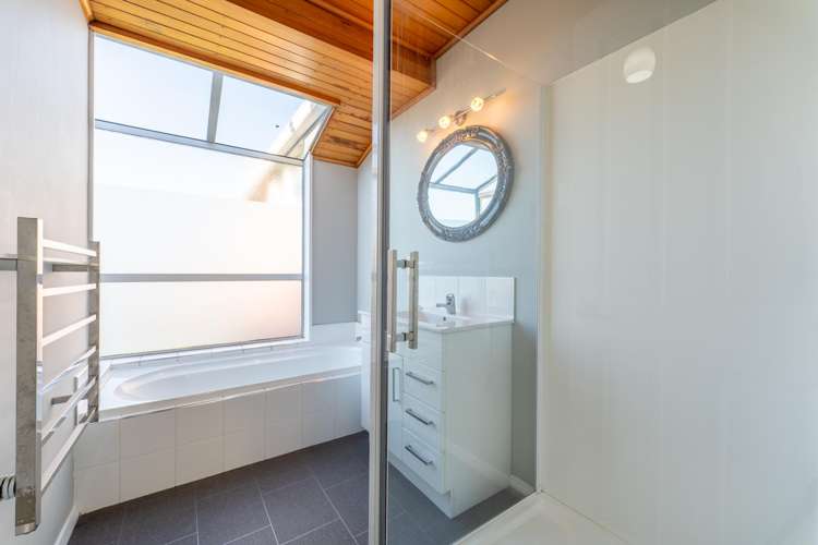 22 Macdonald Street Waimataitai_11