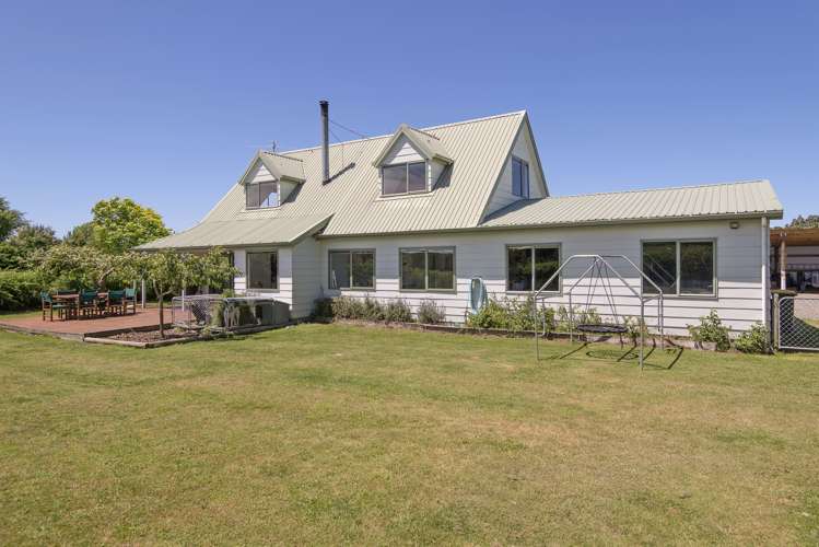 747 Ridgens Road Darfield_18