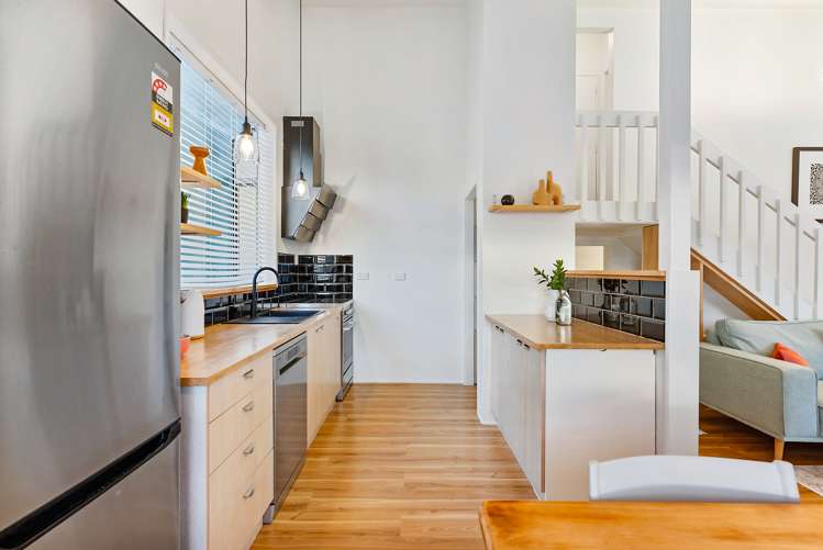 2/14 Ashcraig Court Torbay_5