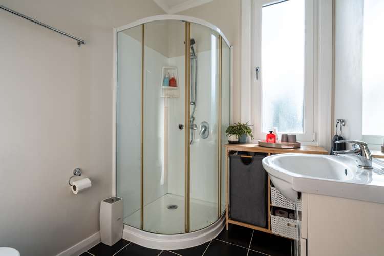 18 John Street Abbotsford_11