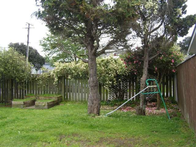 33 Sweetman Avenue Paraparaumu Beach_1