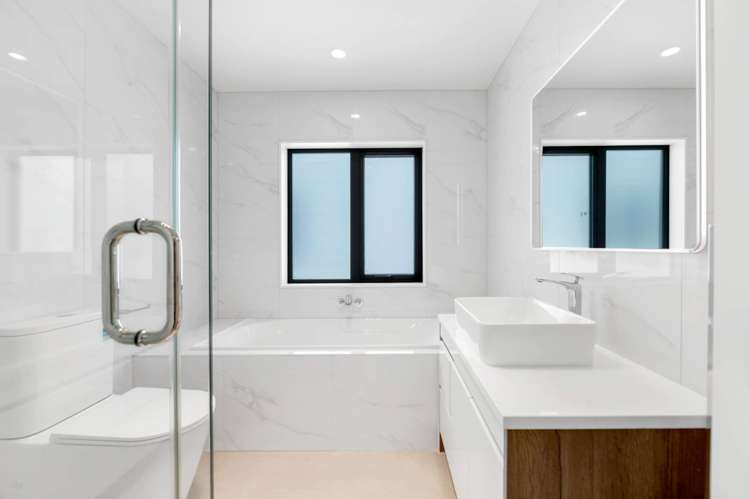 2/7 Edgar Pearce Place Howick_19