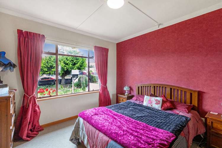 11 Talbot Street Gore Surrounds_15