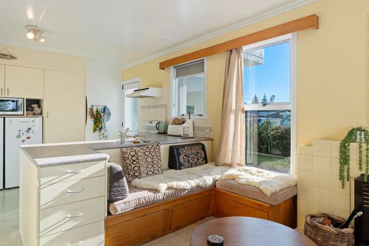 5 Toi Street Otaki Beach_1