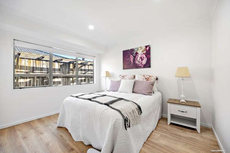 8 Sambrooke Crescent Flat Bush_11