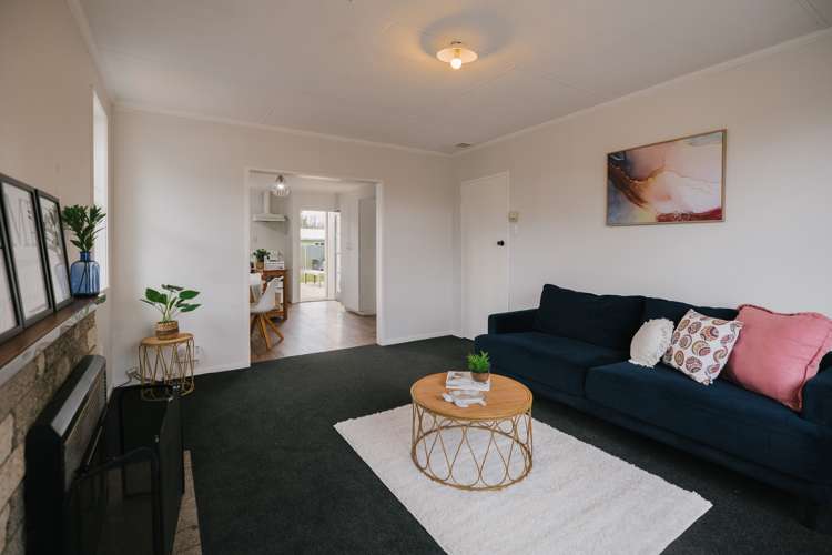 25 Mokau Place Terrace End_11