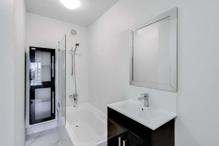 370A River Road 1055_13
