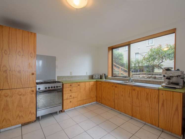 73a Wynyard Crescent Fernhill/Sunshine Bay_5