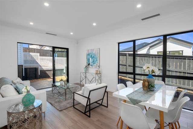 52 Whakairo Crescent Gulf Harbour_1