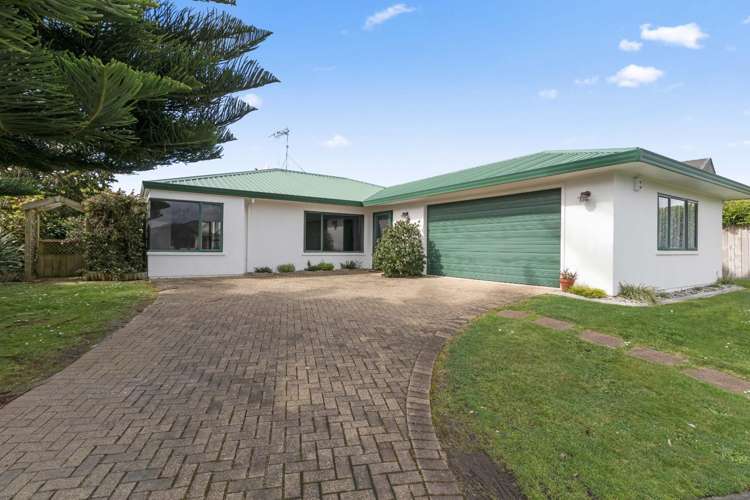 30 Caversham Drive 2612_1