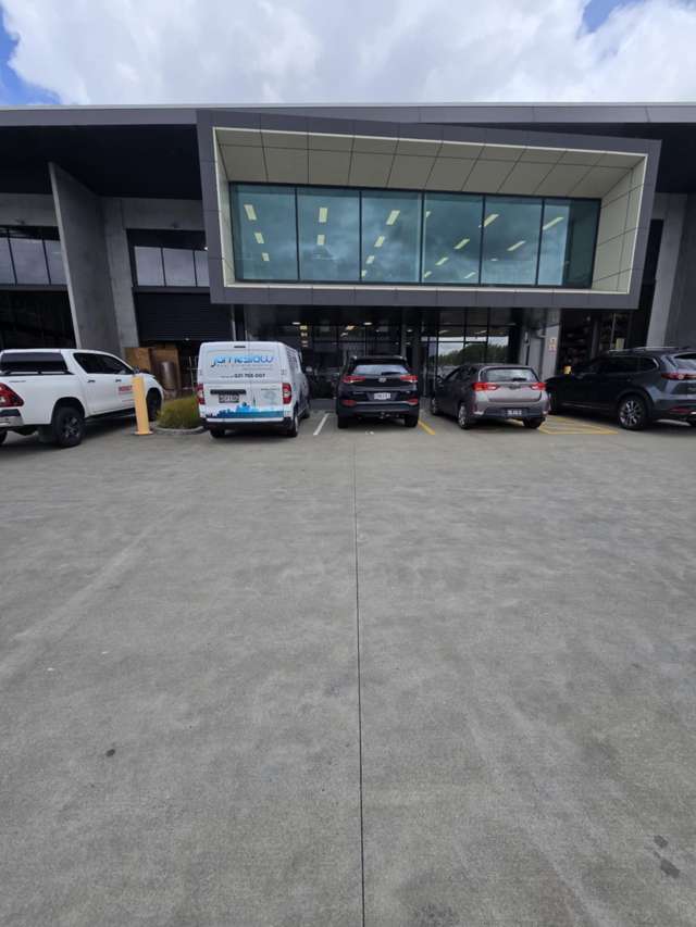 Unit 2/20 Highgate Parkway Silverdale_1