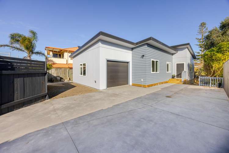 38a The Esplanade Westshore_18