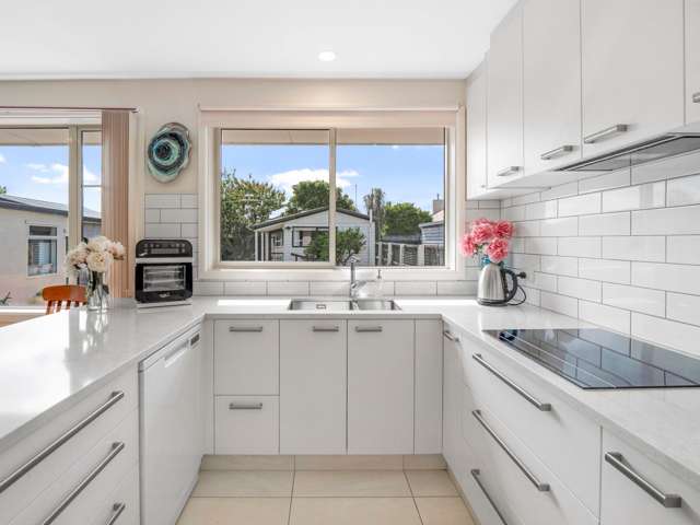 110 East Belt Lincoln_3