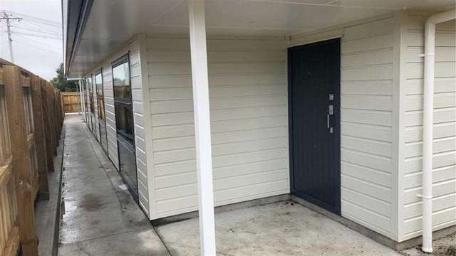 2/24 Toro Street Durie Hill_1