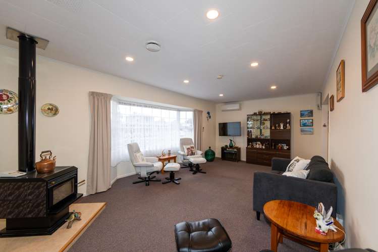 14 Liverpool Crescent Tamatea_12