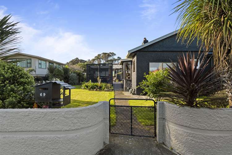 69 Domett Street Opunake_17