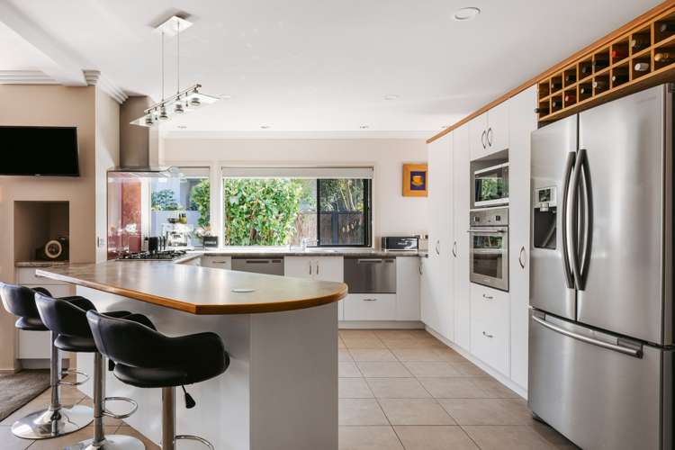 8 Contour Avenue Pyes Pa_4