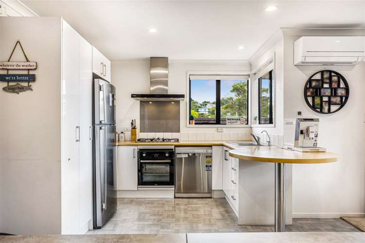 8 Clover Drive Henderson_10