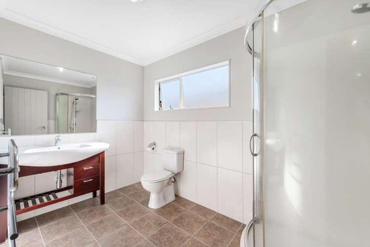 9 Kestev Drive Flat Bush_10