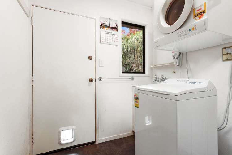 197 Glengarry Road Glen Eden_15