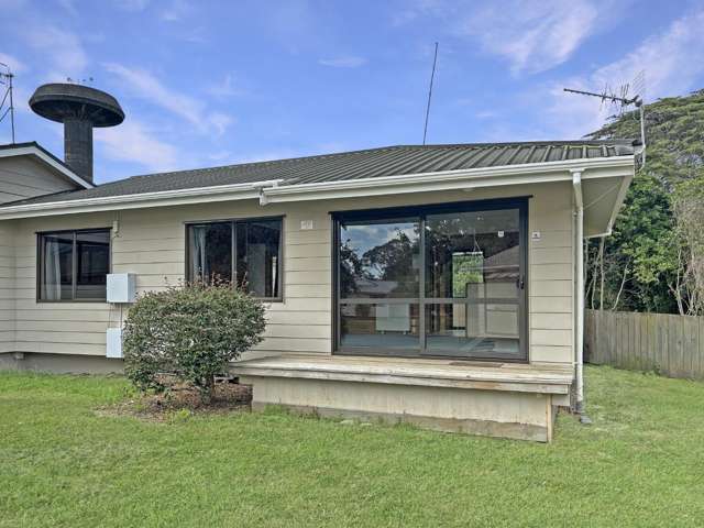 FITZHERBERT - 17 KEILLER PLACE - TWO BEDROOMS