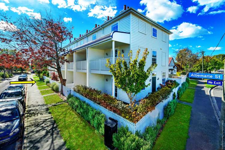 5/2 Albemarle Street Sydenham_20