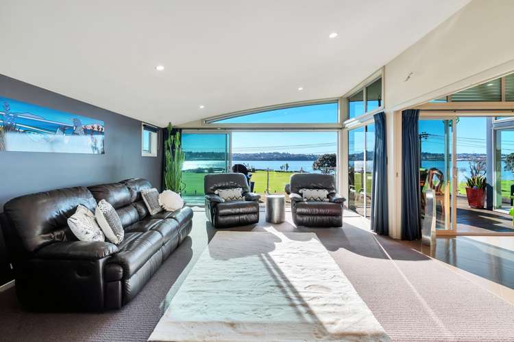 66 Kiwi Esplanade Mangere Bridge_7