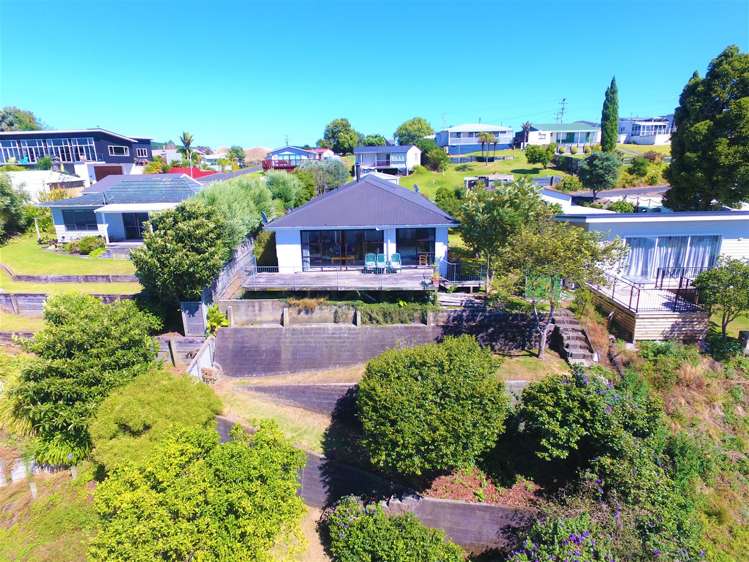 84 Wasley Lane Kawhia_12