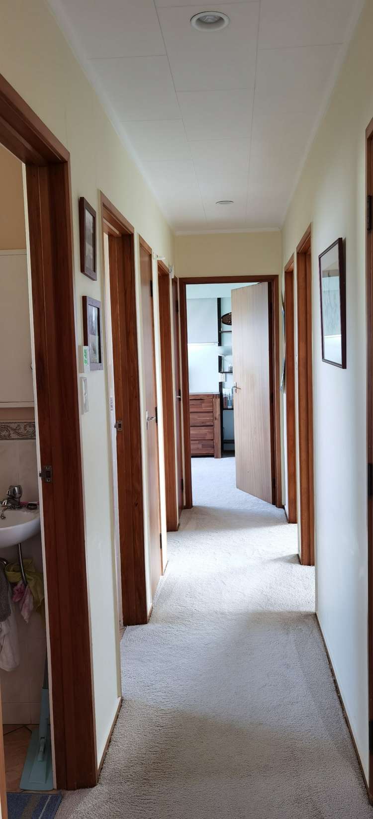 67 Ravenwood Drive Forrest Hill_21