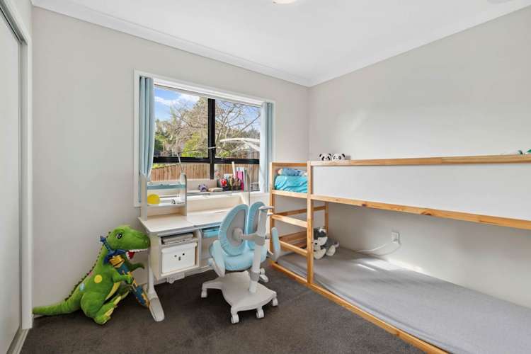 10 Photinia Place Botany Downs_12