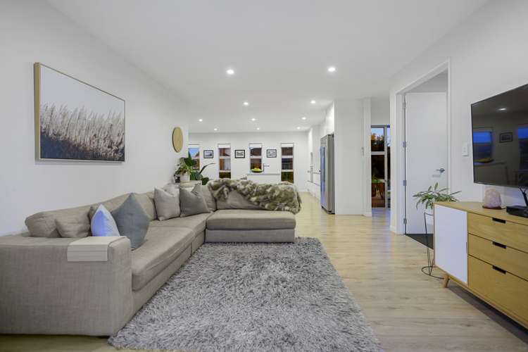 3 Pitoitoi Drive Riverhead_8