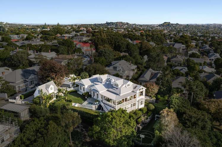 24 Essex Road Mount Eden_37