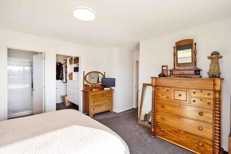 305 Oreti Road Otatara_15