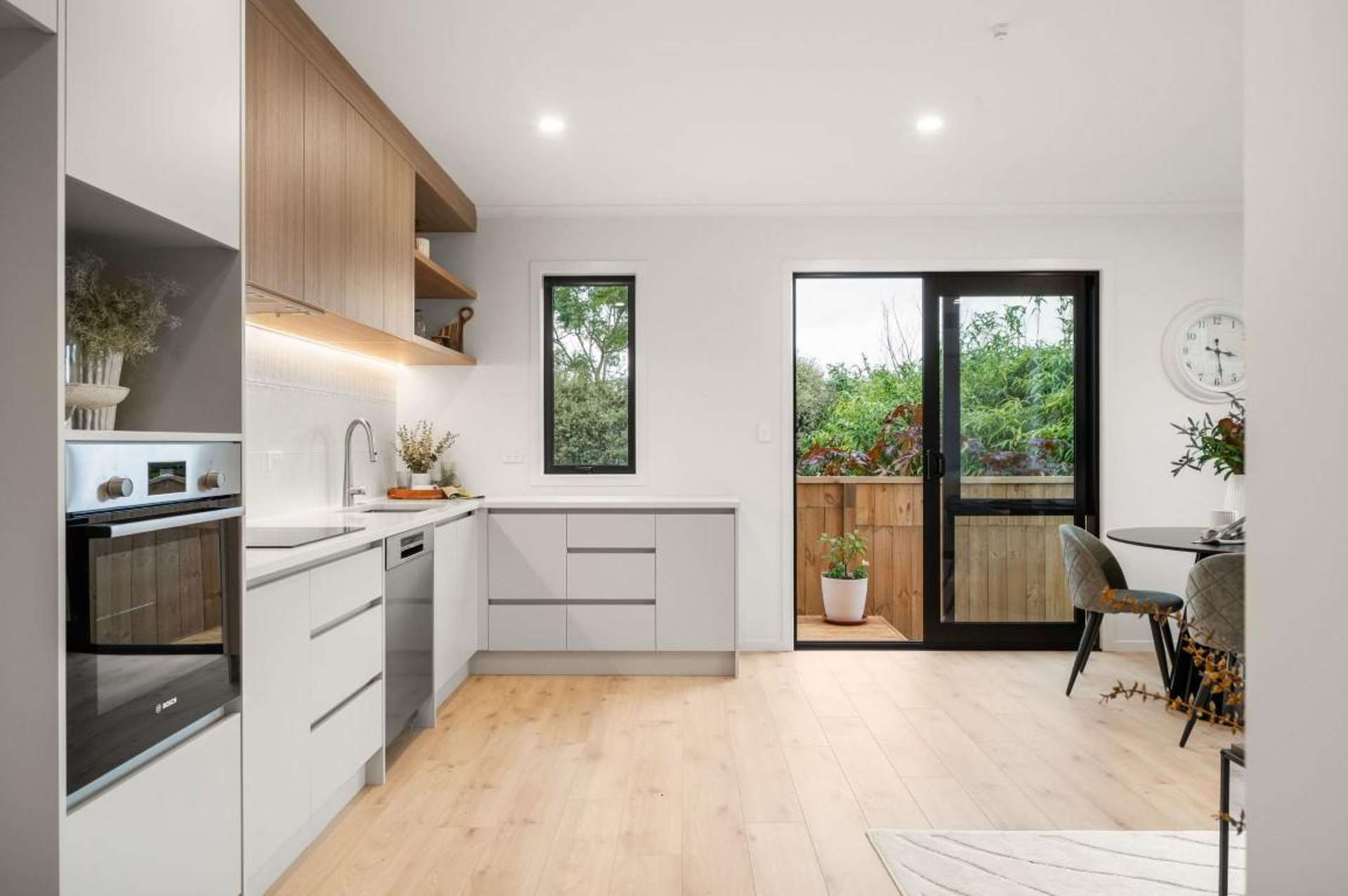 9/143 Clarence Street Hamilton Lake_0