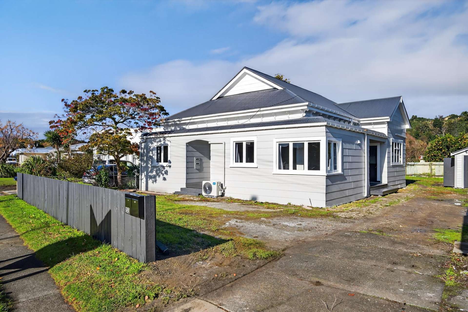 2/153 Wainui Road Kaiti_0