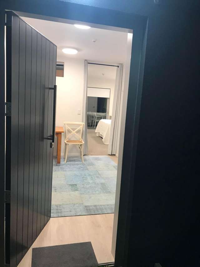8a/5 Glen Road Browns Bay_1