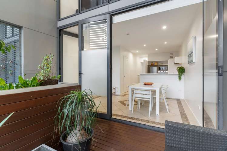 96 Fisher-Point Drive Freemans Bay_4