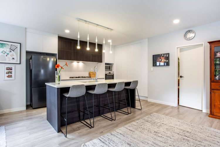 18 Hangar Lane Whenuapai_4