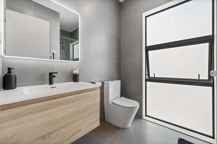 6 Coast Garden Drive Hobsonville_19