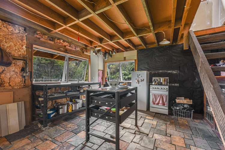 1155 East Takaka Road_5