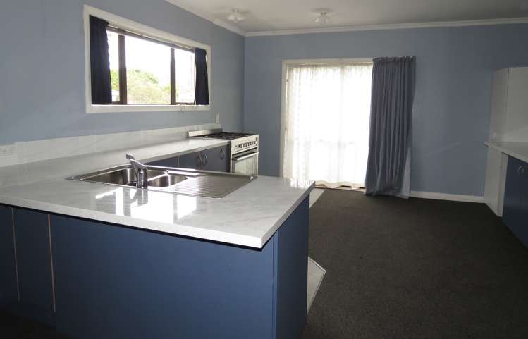 8 Ranft Street Reefton_13