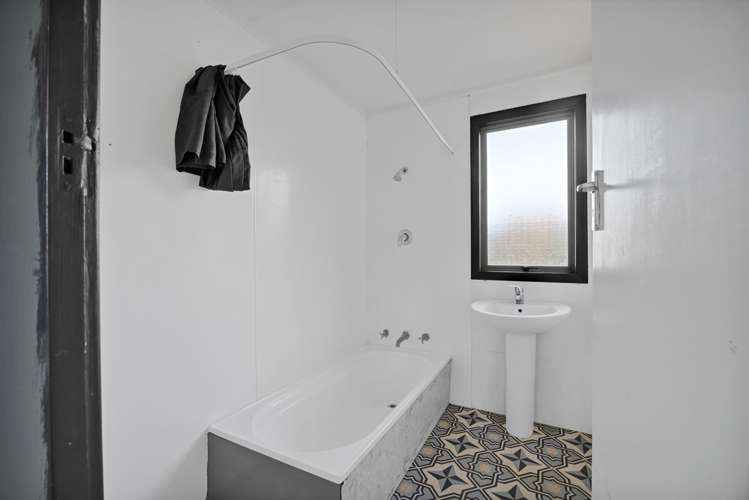 2 Wilson Road Opunake_16