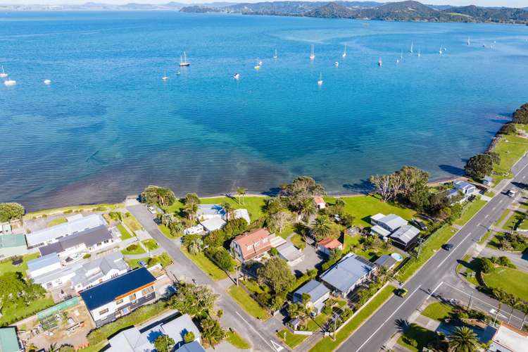 6 Cornfoot Avenue, McLeod Bay Whangarei Heads Whangārei Houses