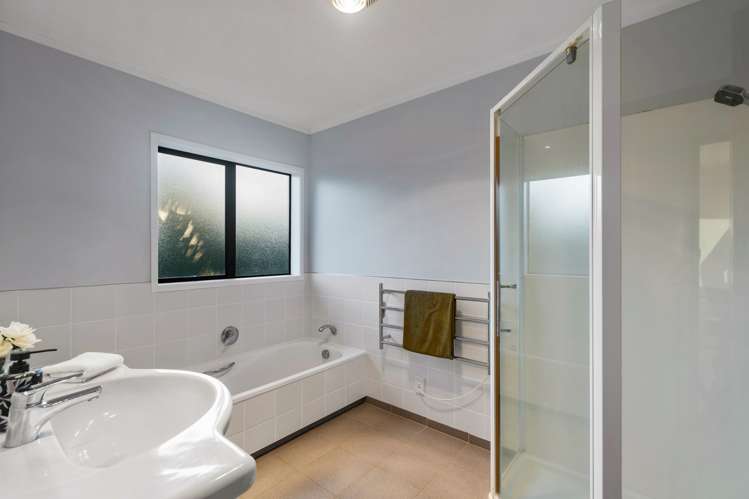 5 Seagrove Road West Harbour_20