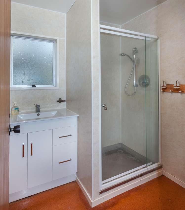 103 Ngati Porou Place Whangamata_18