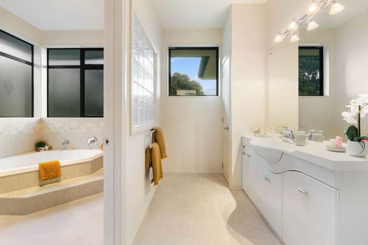 86 Kaipara Road Papakura_13